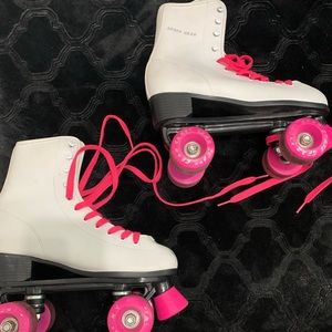 Skate gear women’s size 7 1/2-8 roller skates